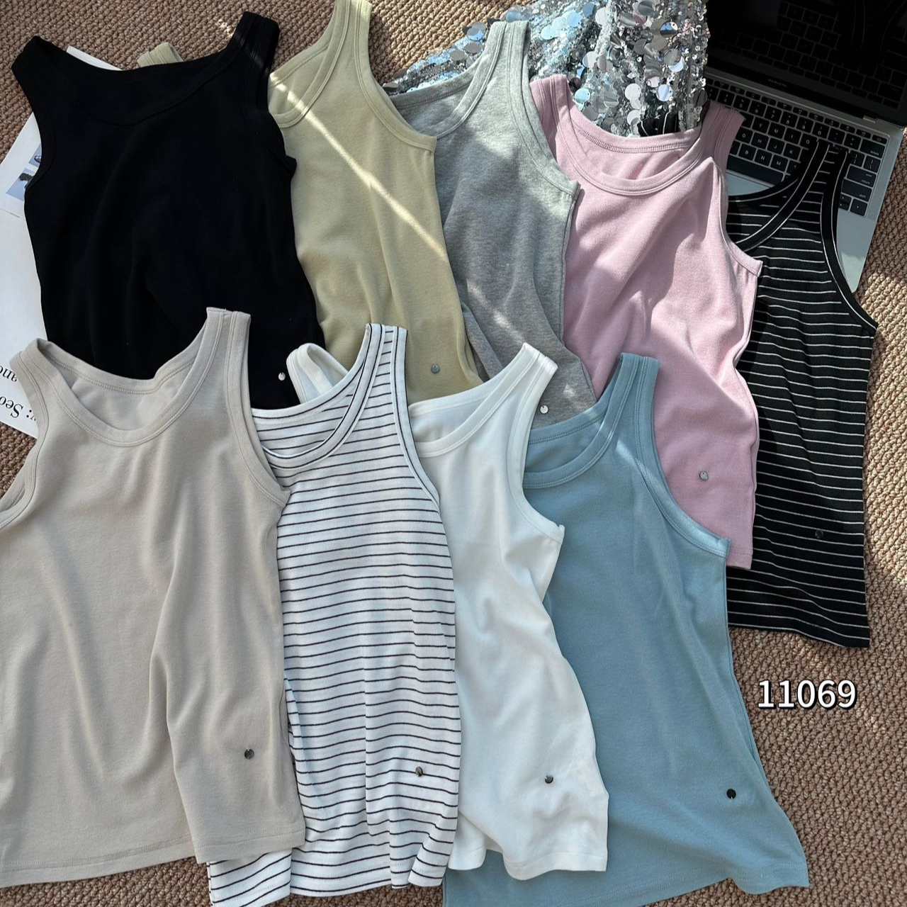 11069【来自艾米精品】条纹时尚圆领百搭休闲背心