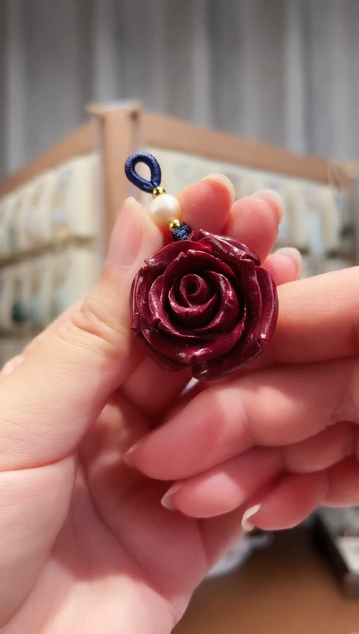 天然辰砂朱砂挂件