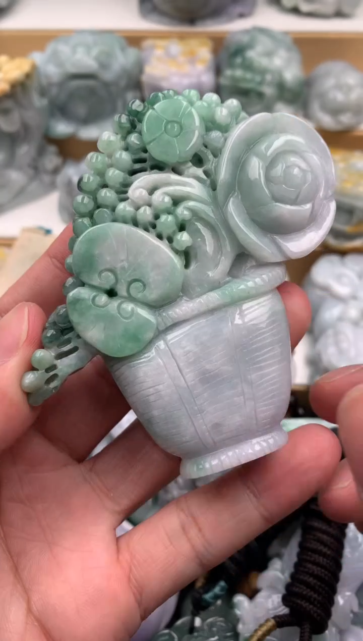 吊坠(不含链)未镶嵌翡翠1