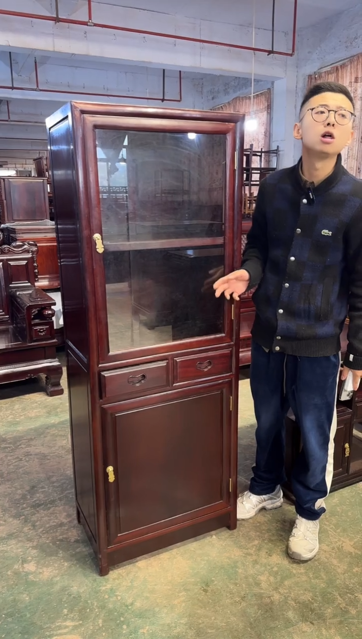 黑酸枝木类成套家具玻璃酒柜