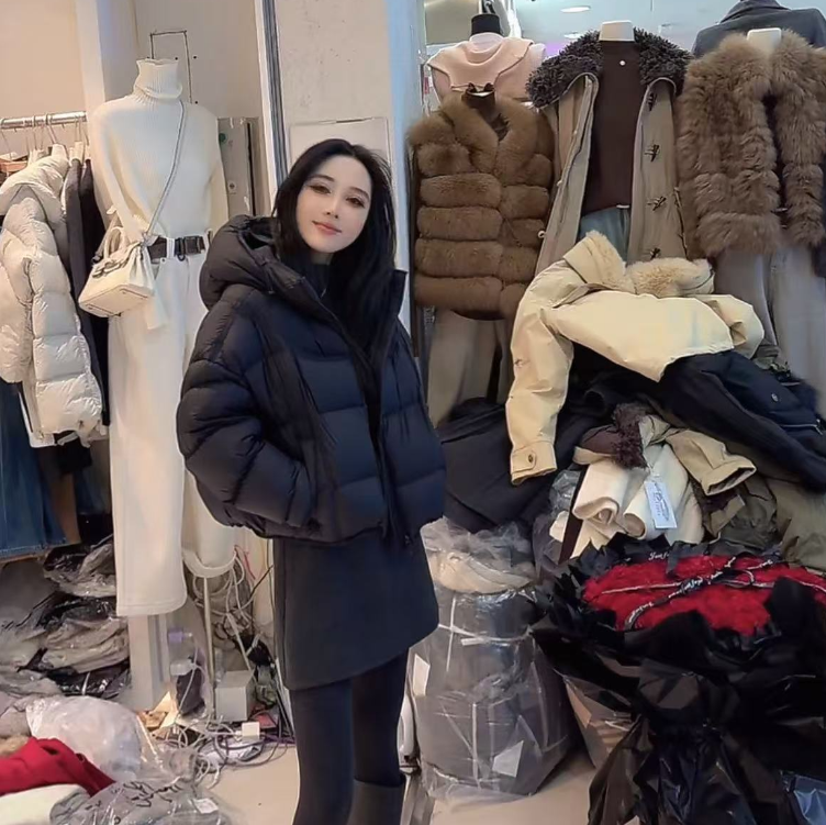 90白鸭绒云感泡芙羽绒服短款秋冬时尚#0706