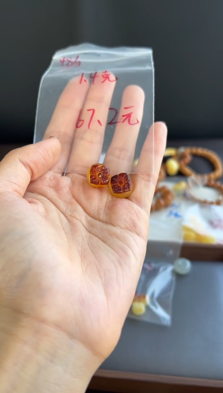 蜜蜡颈饰未镶嵌506号买断多样性发一