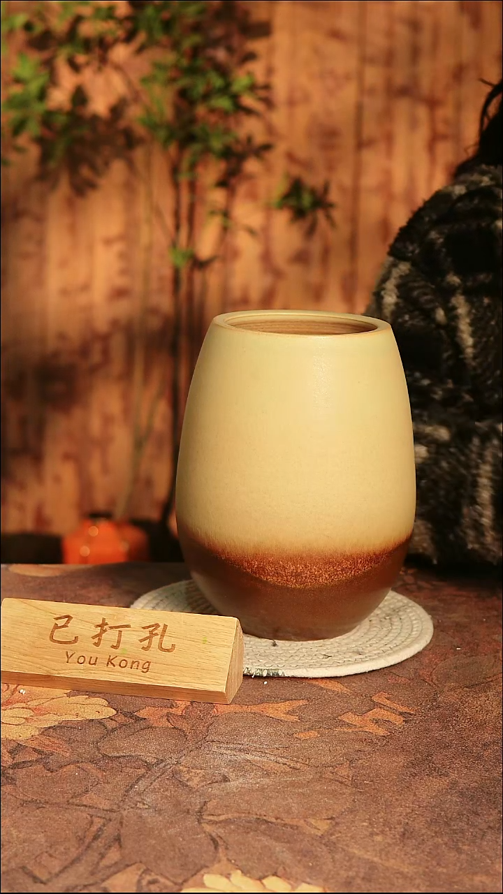 陶瓷8-159高25口12误差2已打孔