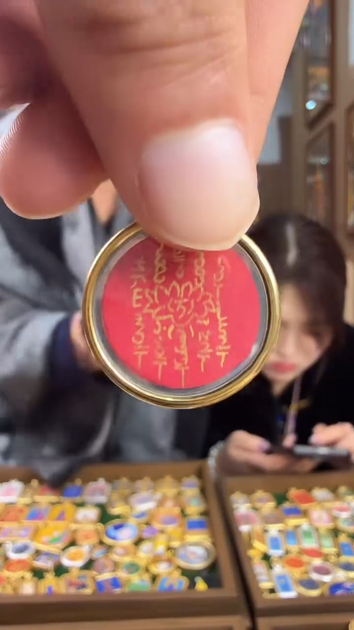 吊坠五条经书-纯手绘唐卡