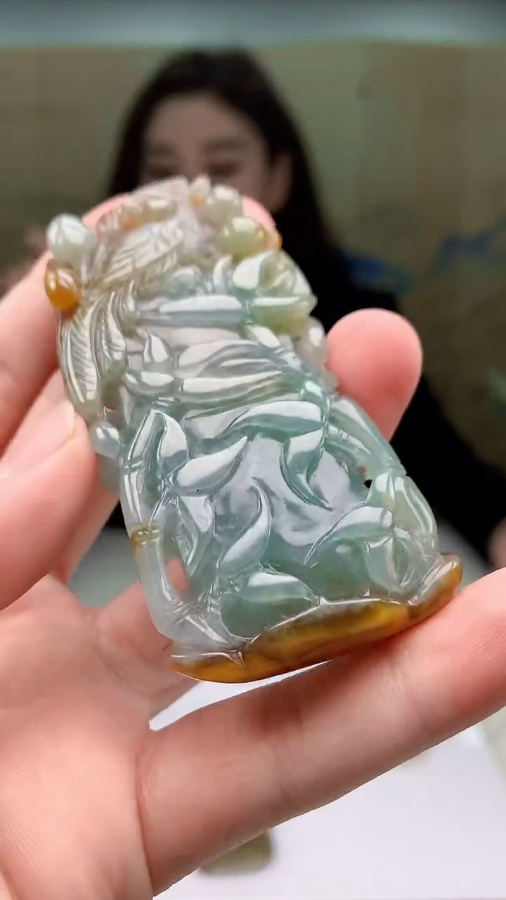 【闪购商品】定制翡翠未镶嵌4829bb-毛货挂件77