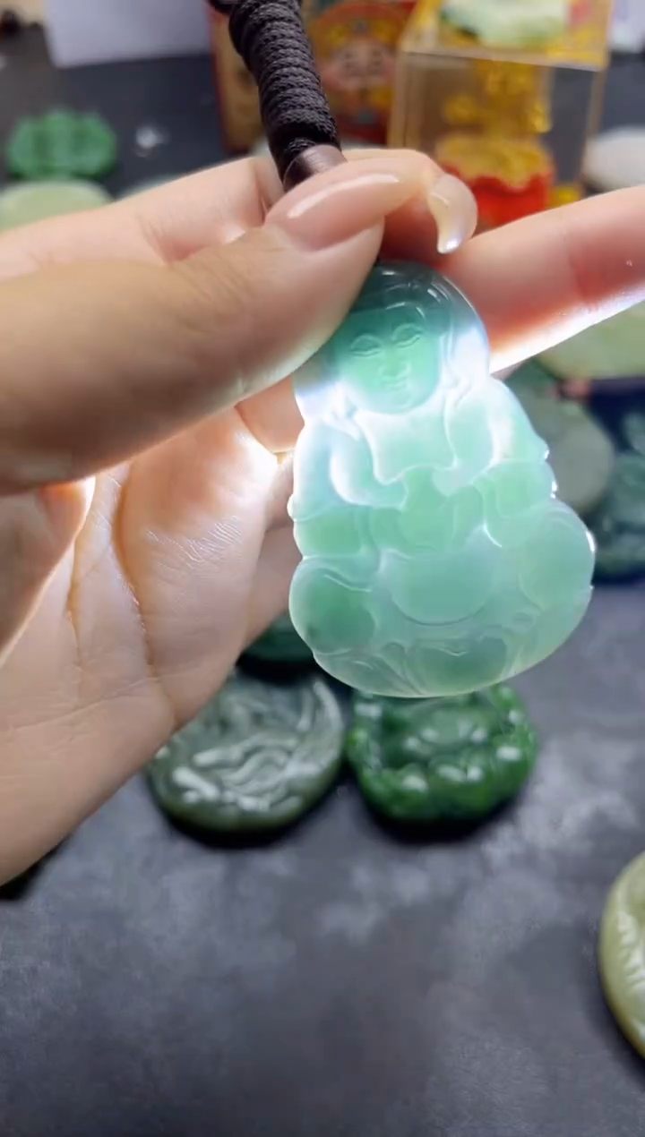 【闪购商品】翡翠颈饰未镶嵌翡翠
