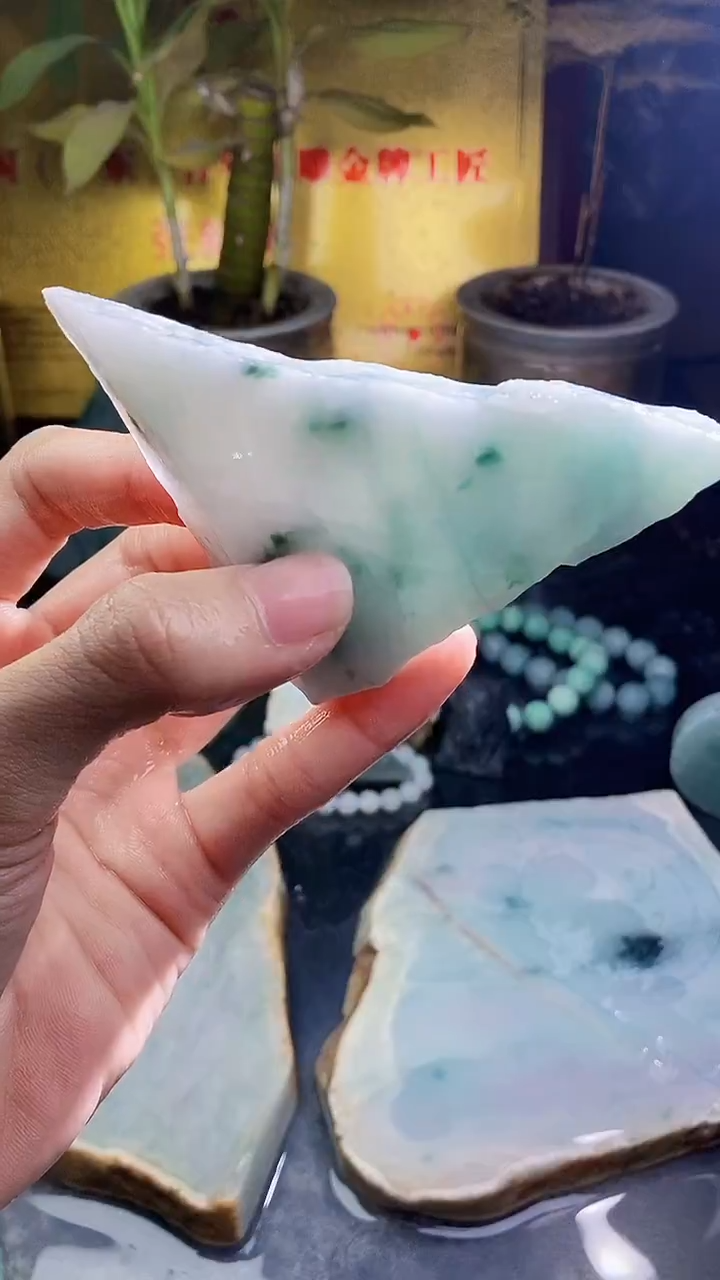 未镶嵌挂件翡翠小雨129