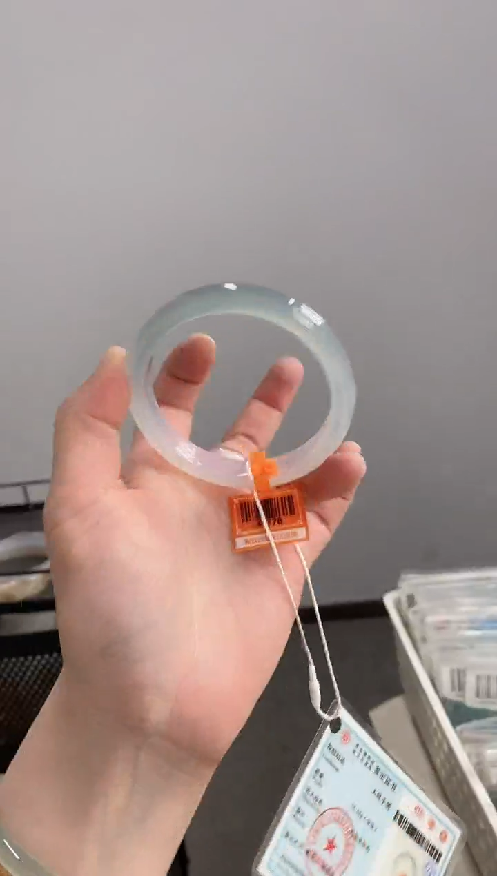 【闪购商品】玛瑙/玉髓手镯未镶嵌57-58圈