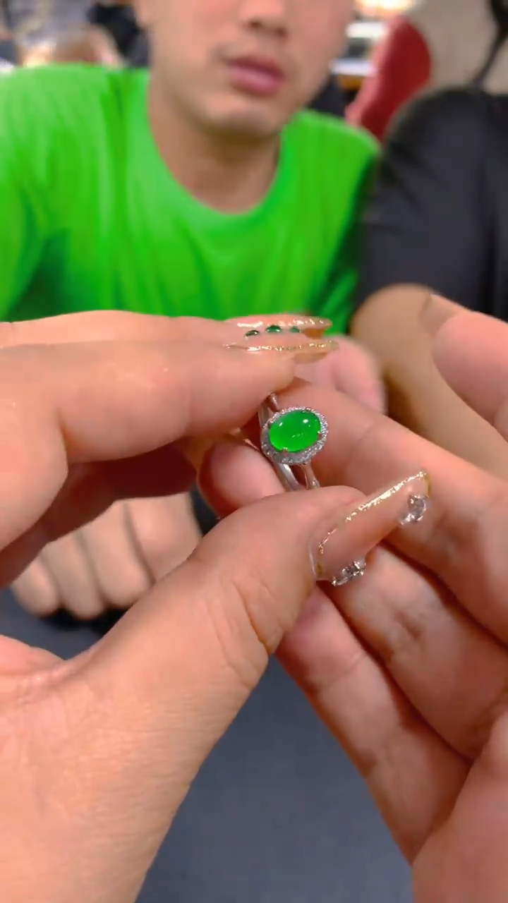 【闪购商品】翡翠戒指未镶嵌1034963943多样性发其一