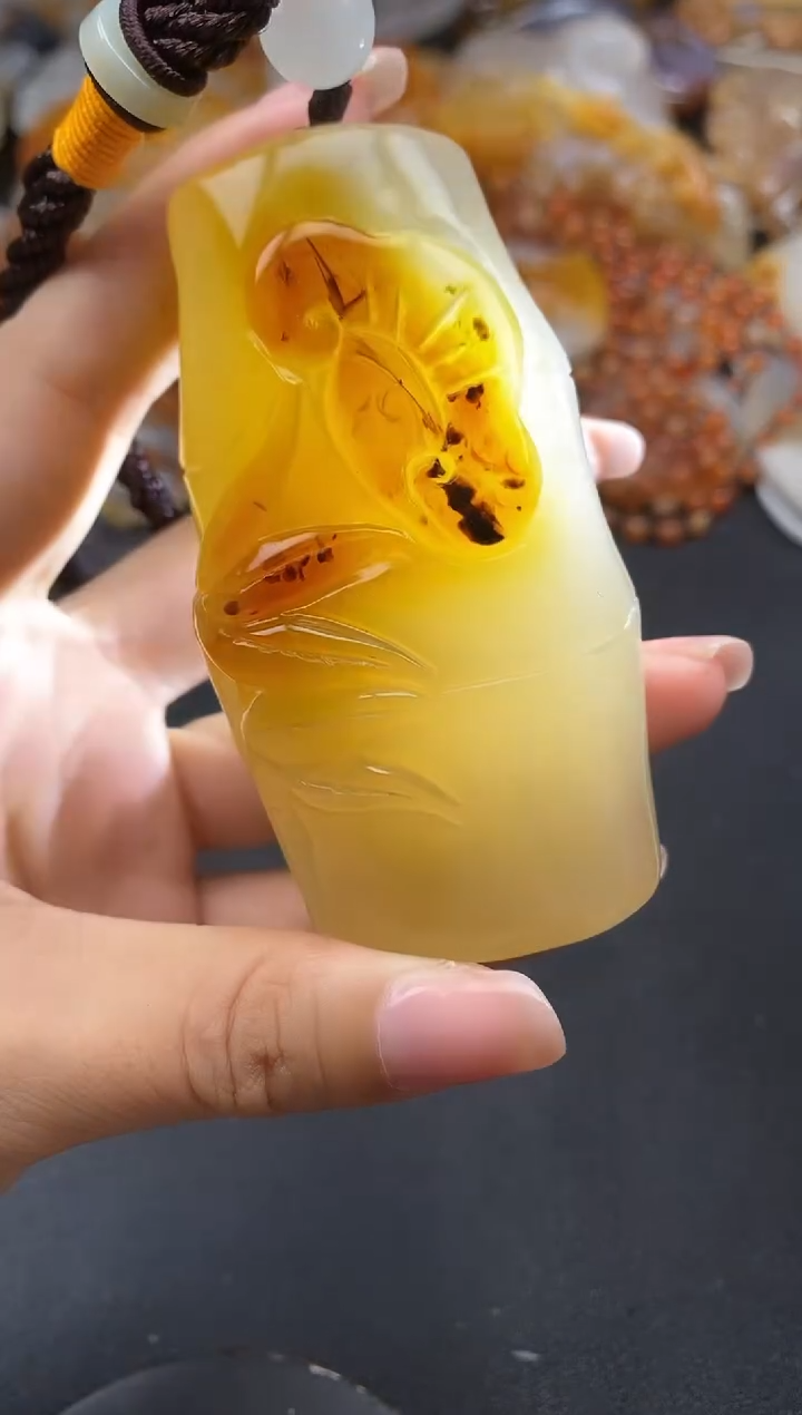 未镶嵌1玛瑙/玉髓鬼*ll