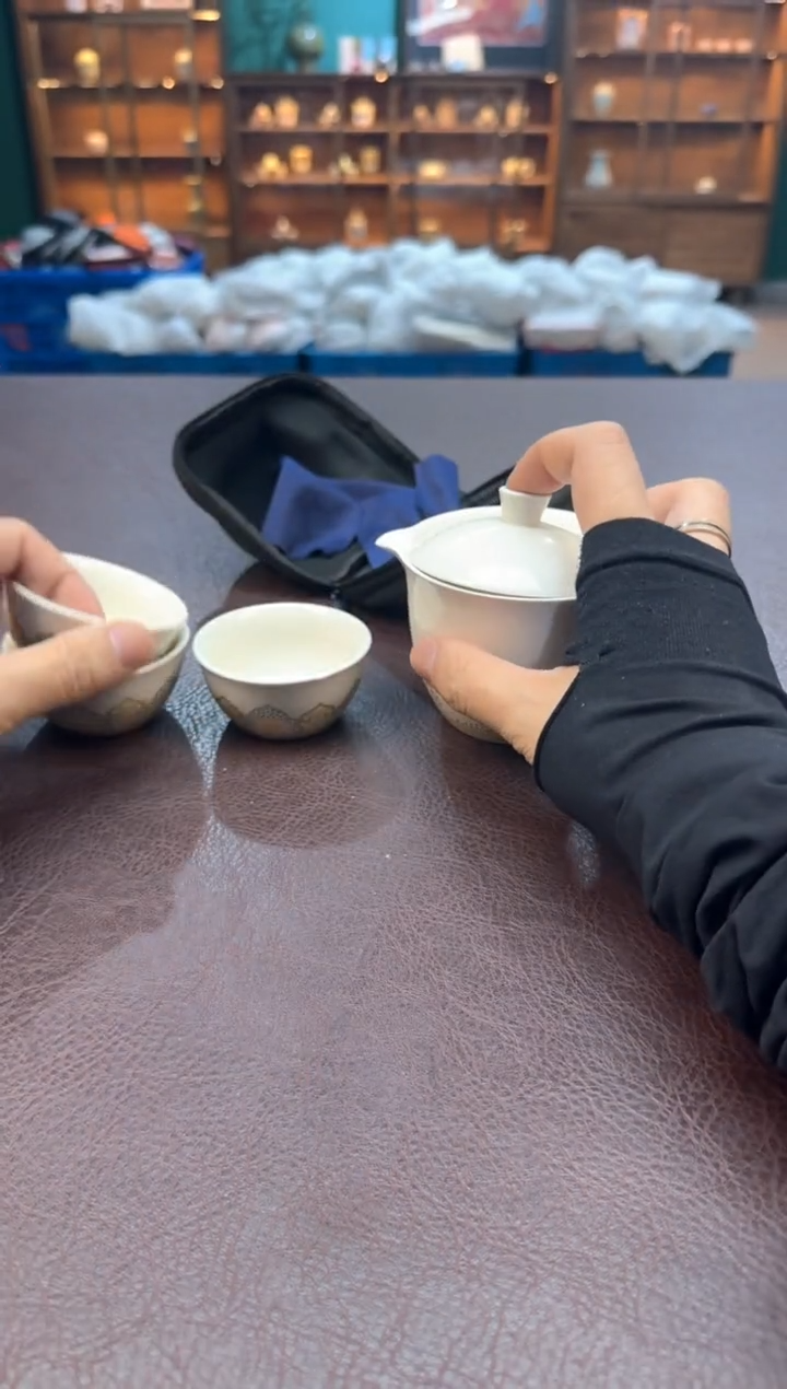 【闪购商品】摆件瓷SC1111111111