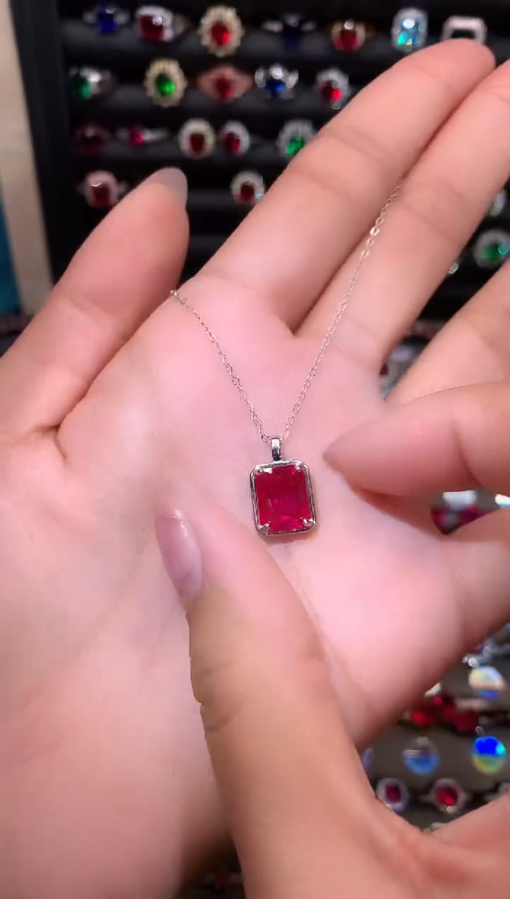 【闪购商品】红宝石颈饰银S925镶嵌810白