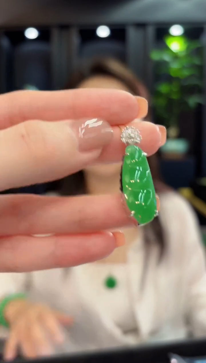 吊坠(不含链)未镶嵌翡翠 缅甸A货/支持复检/一件