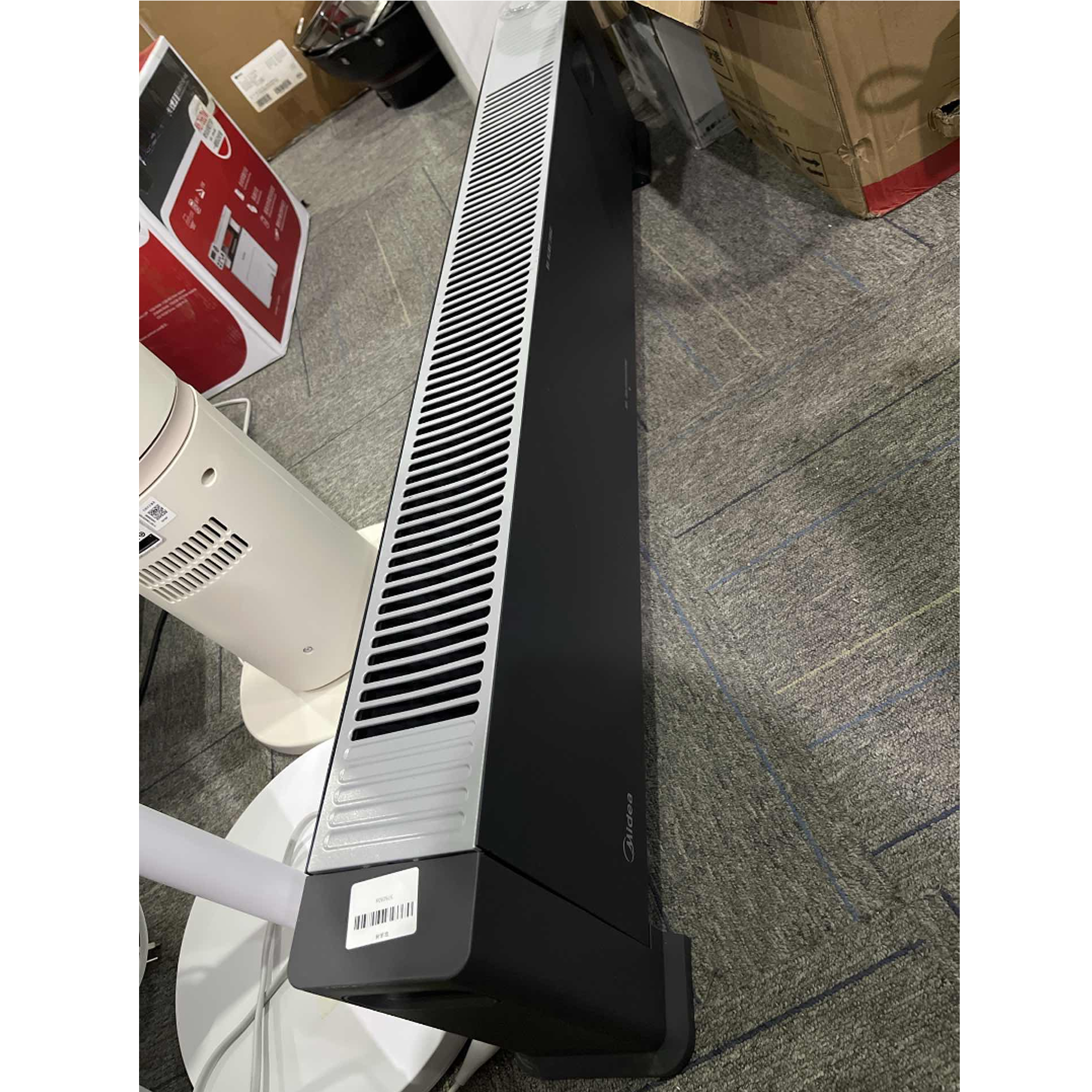 9新 Midea/美的 【二手】武汉仓取暖器轻微划痕功能完好