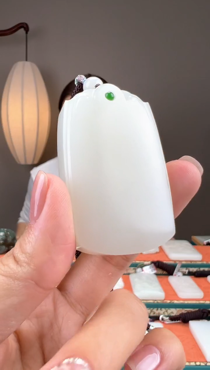 【闪购商品】和田玉颈饰未镶嵌1