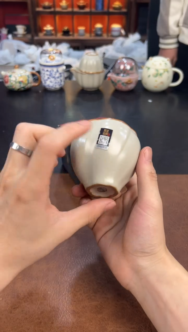 瓷片黄佛手111111111111111