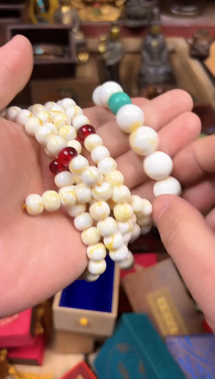 【闪购商品】蜜蜡耳饰未镶嵌-----------------