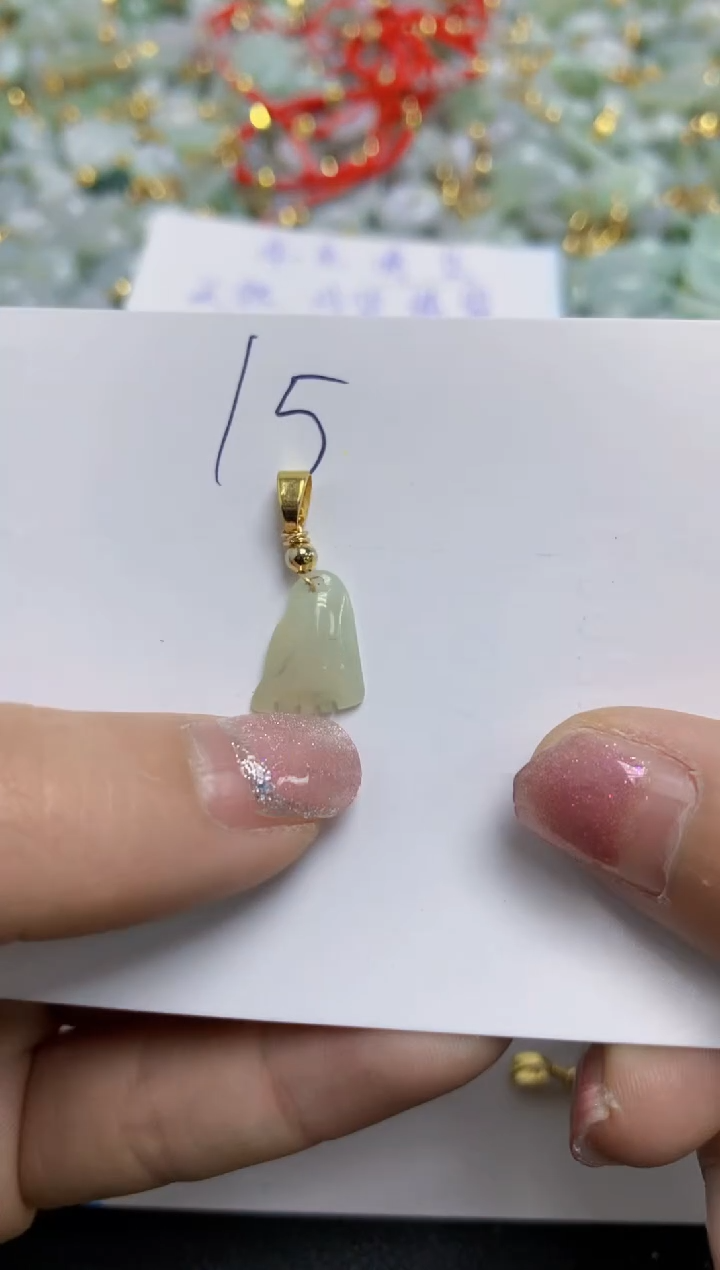 【闪购商品】翡翠颈饰合金天然翡翠A货