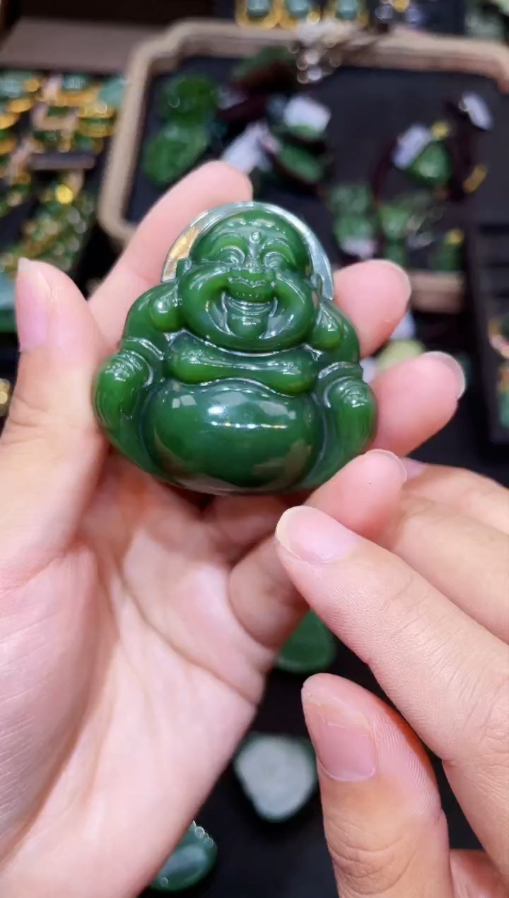 和田玉未镶嵌套链51MM 多样性发一带色根