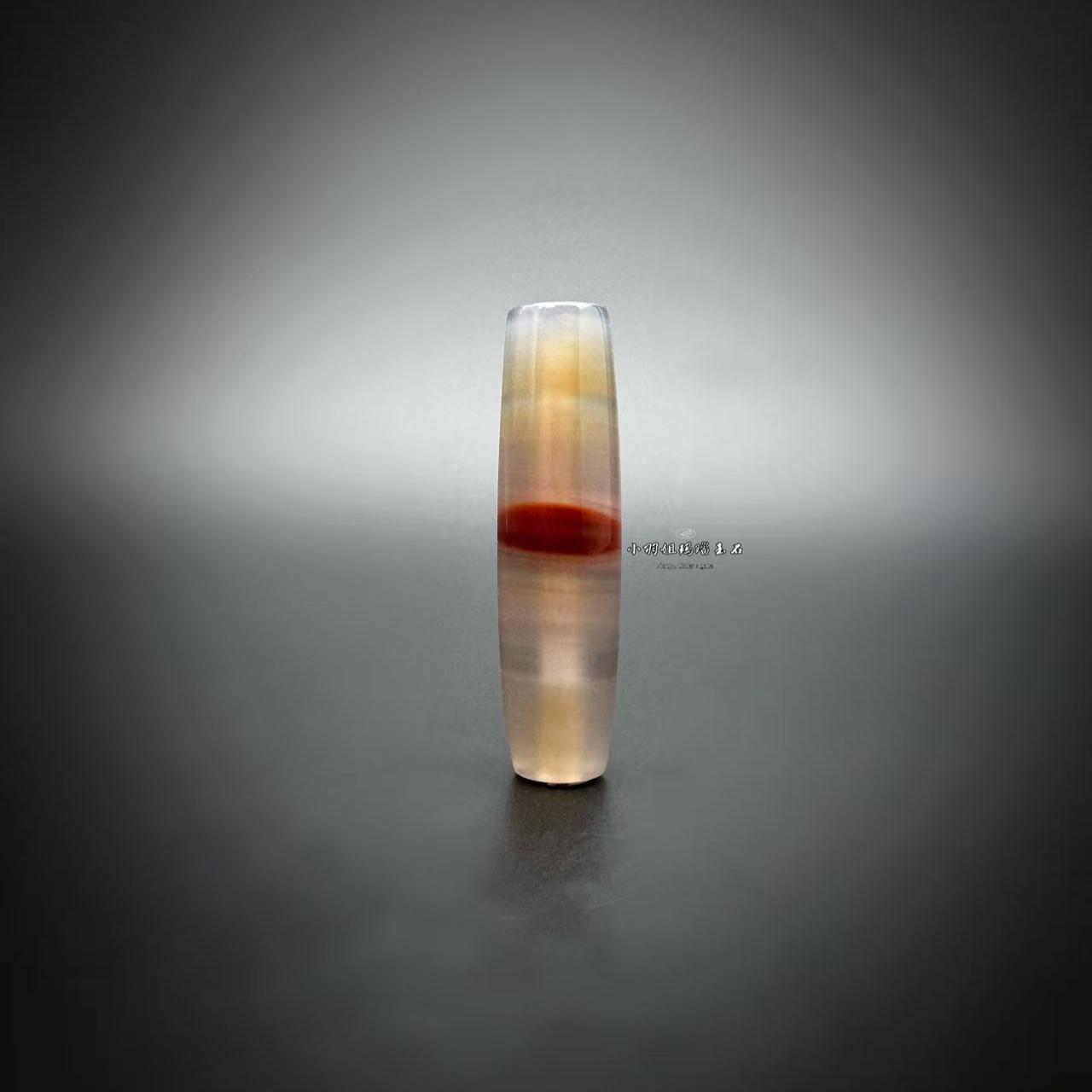 天然冰透缠丝玛瑙红线勒子 尺寸46.1*12.2