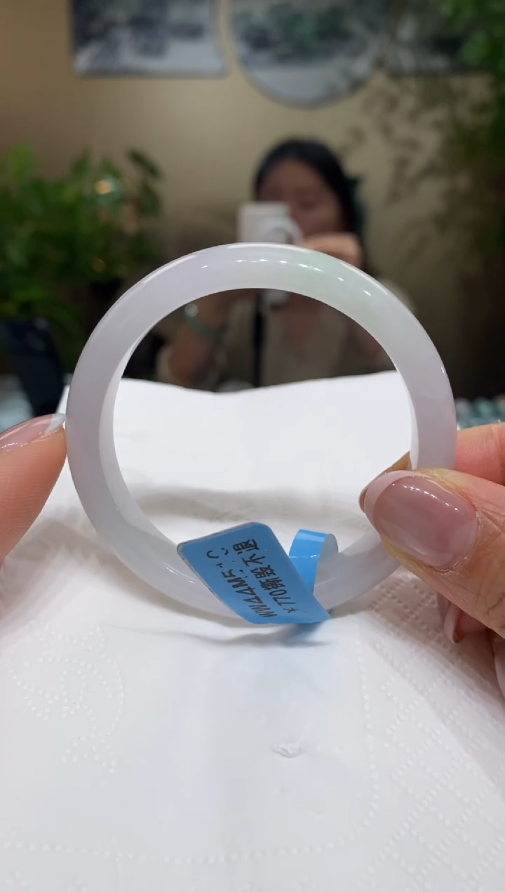 【闪购商品】翡翠手镯未镶嵌翡翠
