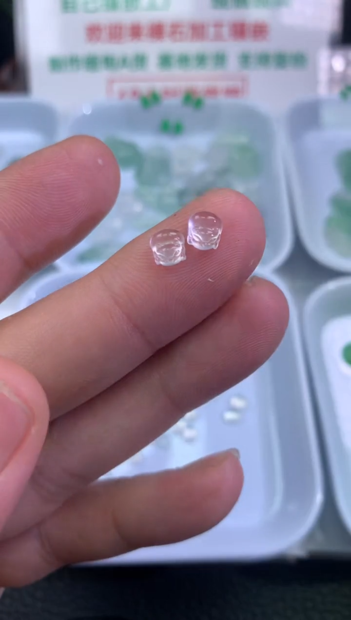 【闪购商品】定制翡翠未镶嵌金蝉一对