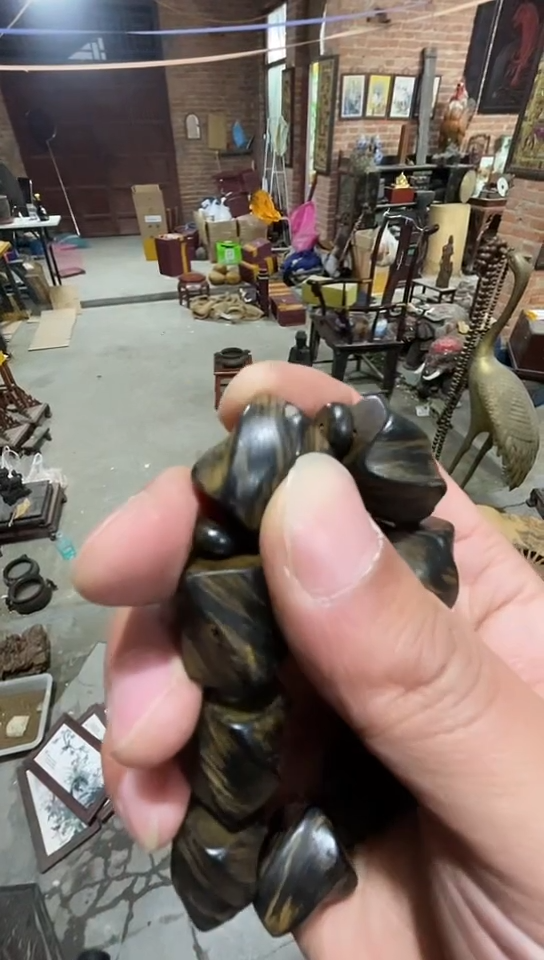 【闪购商品】木木雕欢迎光临香木摆件