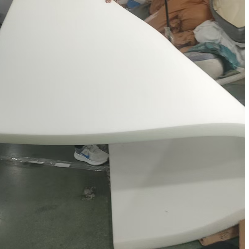 瑕疵污渍白黄色系列竹炭记忆棉床垫110*190发1床