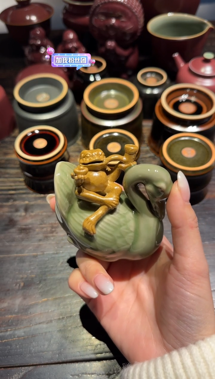瓷雪*一龚倩 龙窑 坐拥天鹅摆件