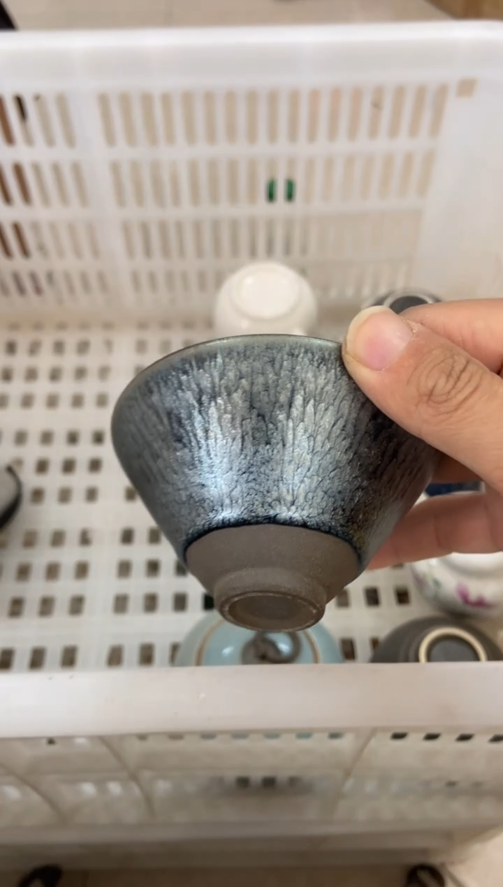 杯无运费险有瑕疵的摄影的产品有使用过的痕迹有点脏介意勿拍