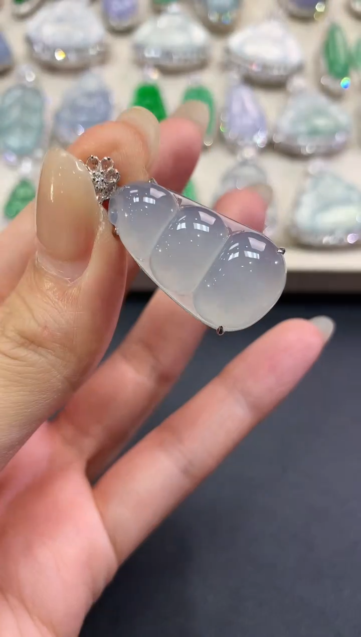 【闪购商品】翡翠吊坠(不含链)18K金镶嵌a94         