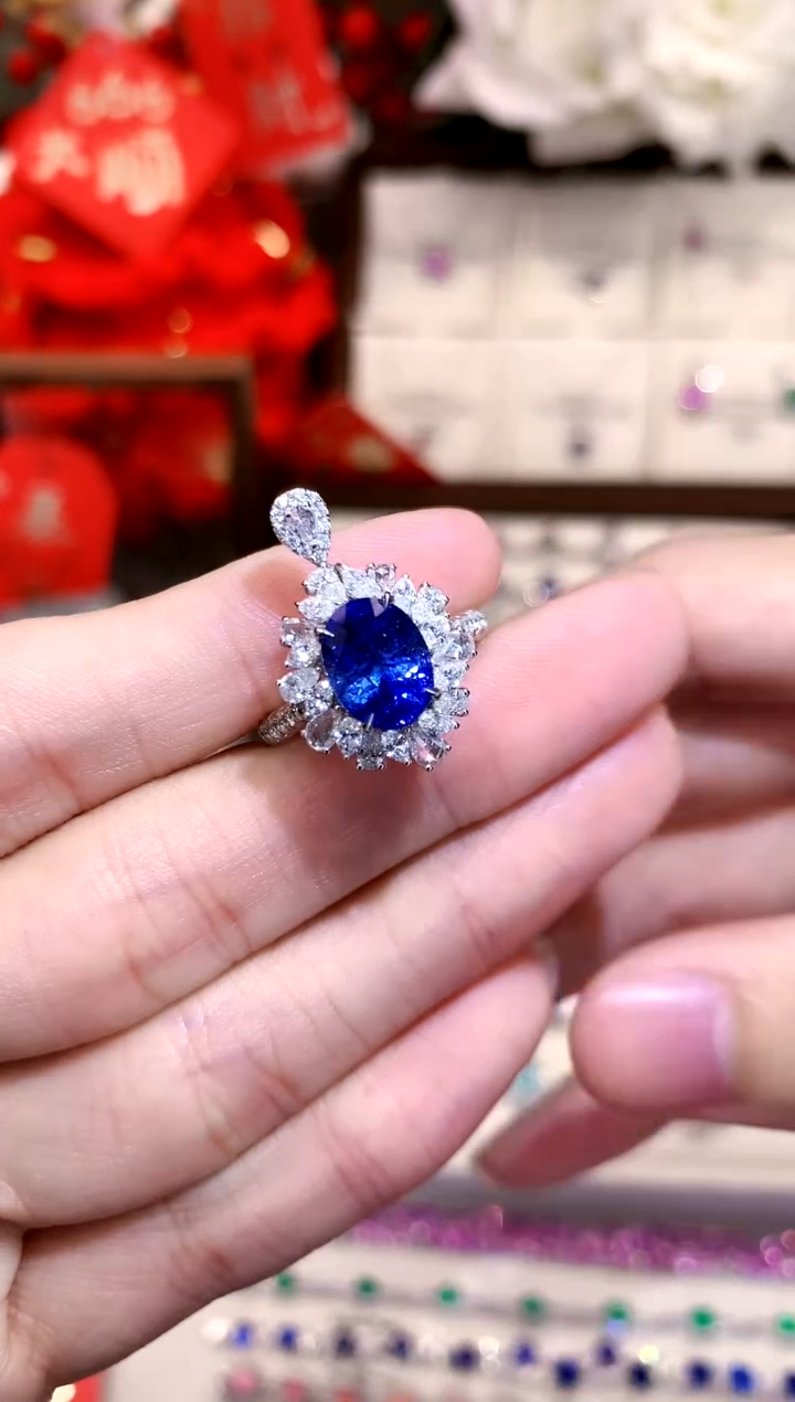 【闪购商品】蓝宝石戒指18K金镶嵌3.52ct/天然宝石/七天无理由
