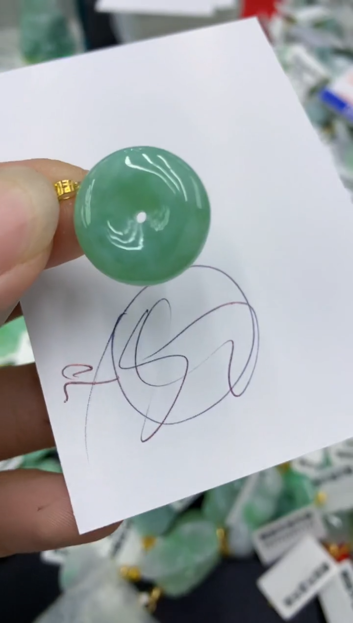 翡翠18K金镶嵌颈饰号链接111111111