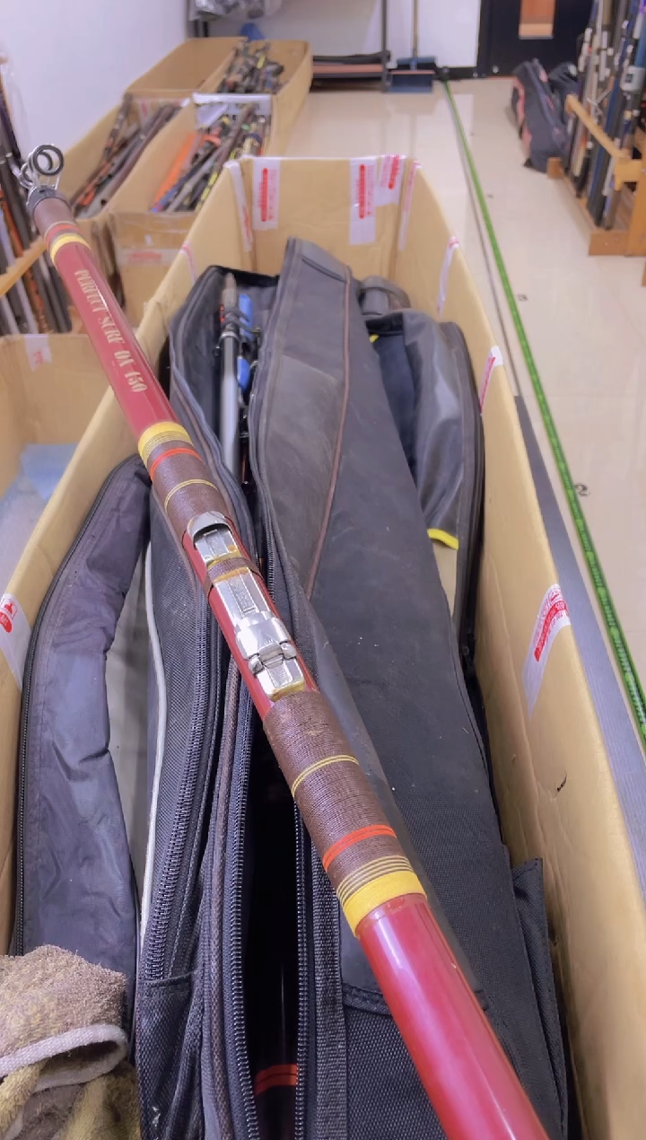 鄂****！孤品微瑕，实物以直播间为准