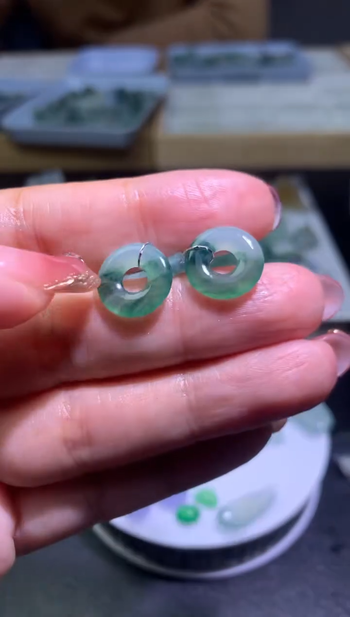 【闪购商品】定制翡翠未镶嵌毛货