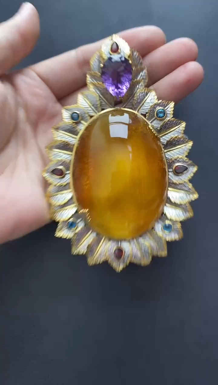 裸石琥珀未镶嵌吊坠