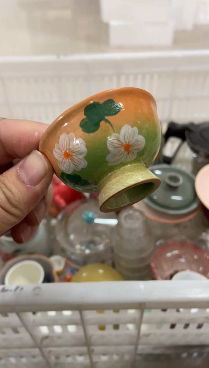 杯子瓷无运费险有瑕疵的摄影的产品有使用过的痕迹有点脏介意勿拍