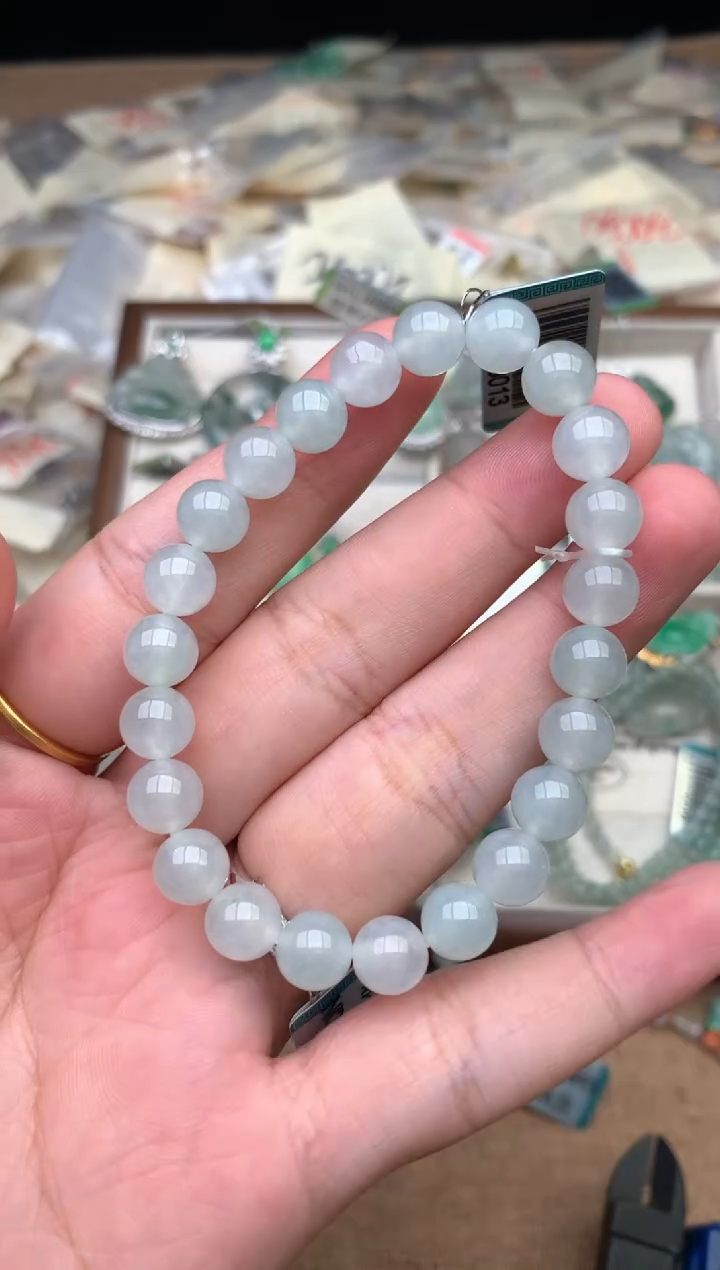 未镶嵌挂件翡翠1