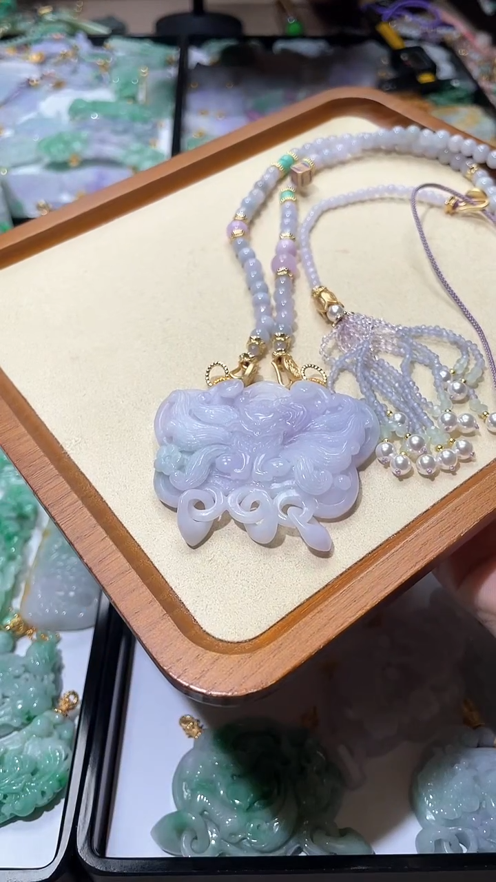 【闪购商品】翡翠颈饰未镶嵌吊坠