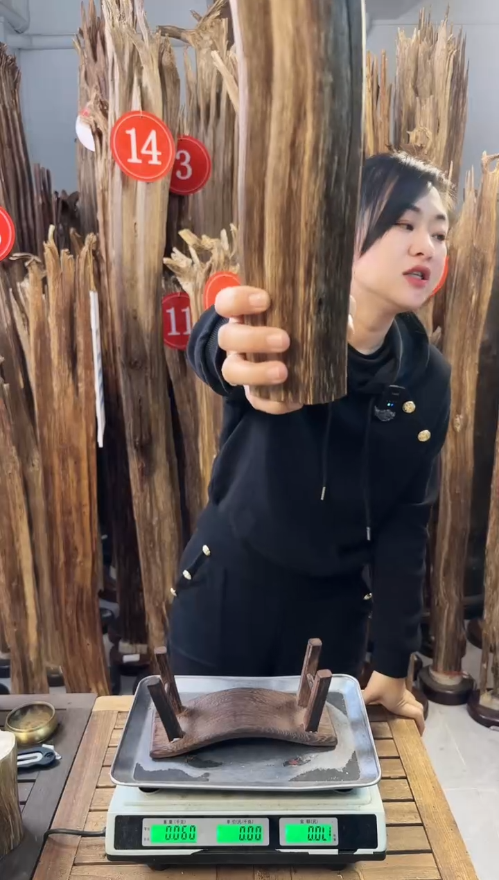 【闪购商品】沉香摆件沉香摆件多样性发一件4