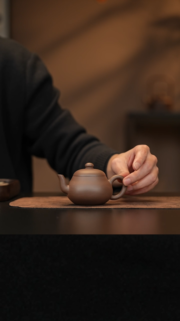 【闪购商品】紫砂茶壶允禾斋zzb 紫泥 梨式 150cc