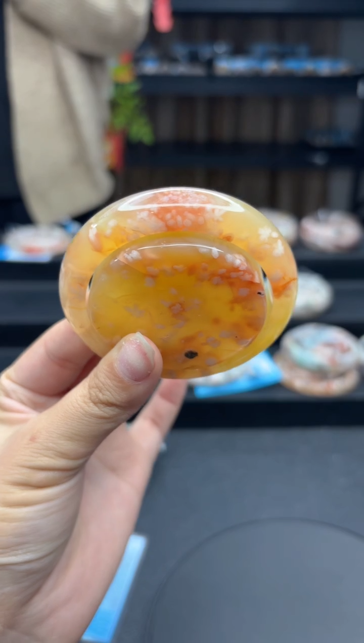 【闪购商品】石英质玉手镯未镶嵌649（55圈赠送镯心）