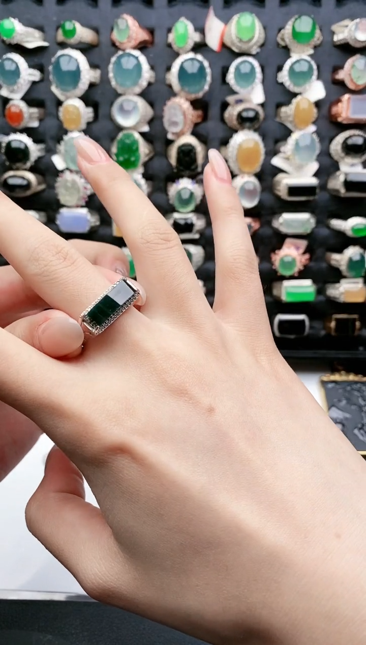 【闪购商品】翡翠戒指银S925镶嵌天然翡翠时尚男戒