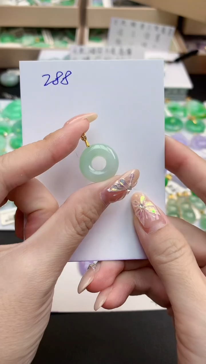 颈饰未镶嵌翡翠天然缅甸A货翡翠