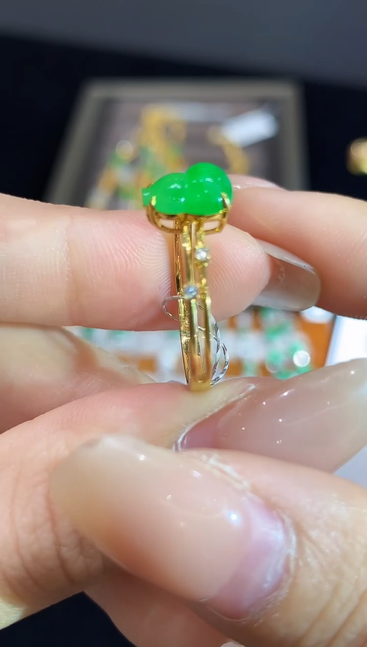翡翠戒指18K金镶嵌L0523多样性发其一