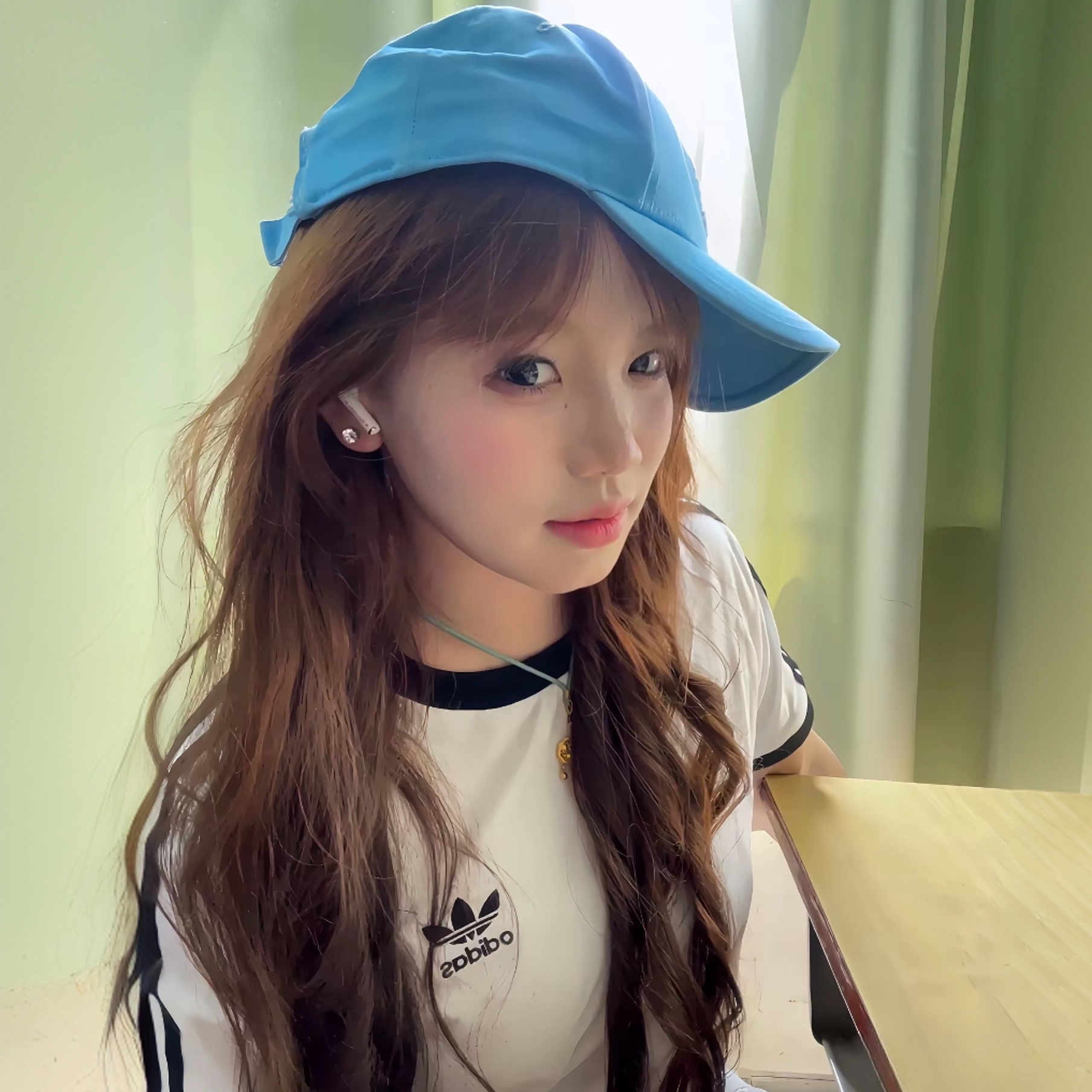 珍妮同款三条杠圆领T恤针织透气运动风4846-0622