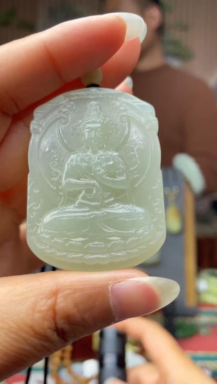 颈饰未镶嵌和田玉拍一发一
