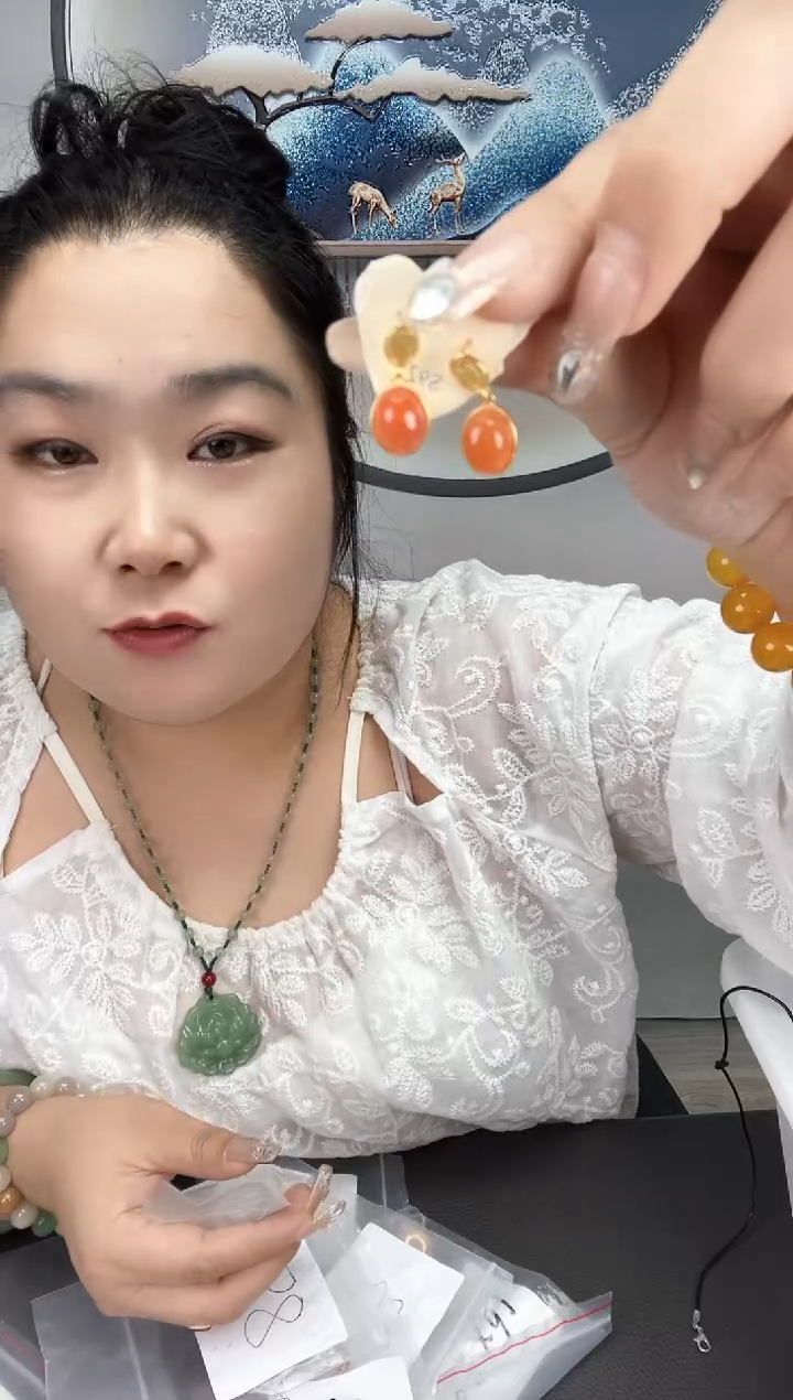 石英质玉南hong耳坠银S925镶嵌南hong耳坠