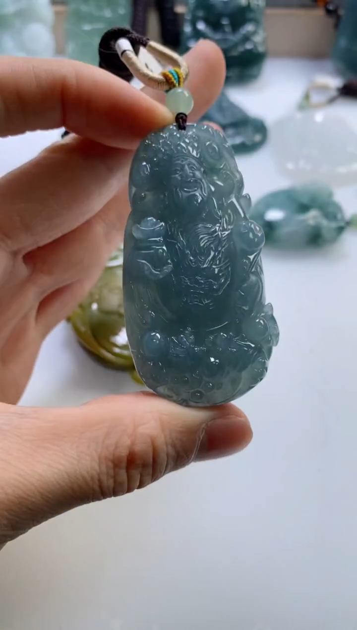 【闪购商品】翡翠挂件未镶嵌             