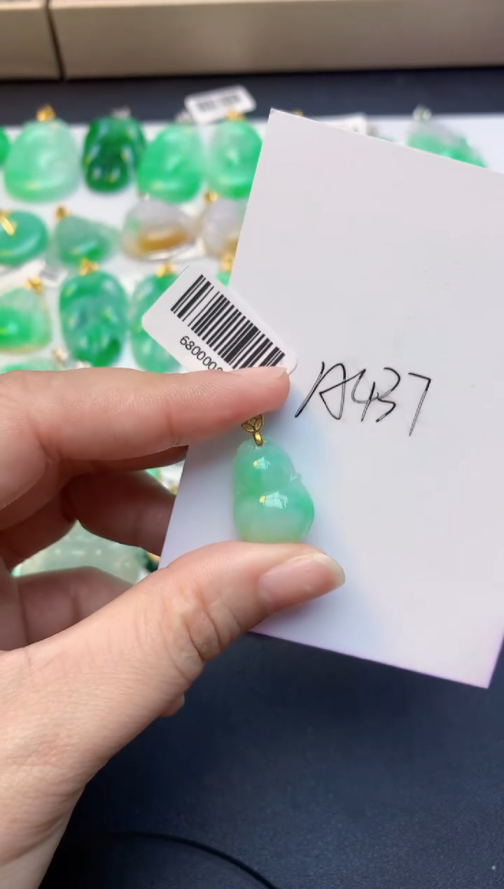 颈饰未镶嵌翡翠天然A货缅甸翡翠百元以上9元证书费自理